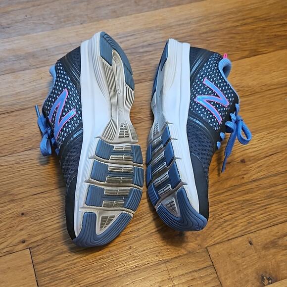 New Balance Cush 711 Women's Running Shoes Grey Pink and Blue - Picture 2 of 6